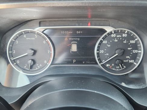 Used 2021 Nissan Rogue SV FWD image 15