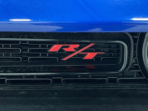 Used 2018 Dodge Challenger R/T Scat Pack RWD image 40