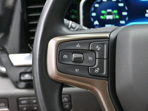 Used 2024 Chevrolet Silverado 2500 High Country w/ Technology Package AWD/4WD image 16