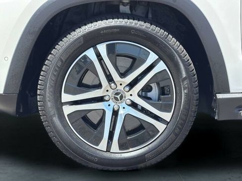 Used 2021 Mercedes-Benz GLS 450 4MATIC image 35