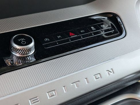 New 2026 Ford Expedition Active RWD image 30