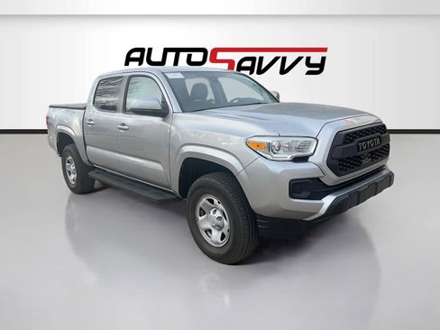 Used 2022 Toyota Tacoma SR AWD/4WD image 1