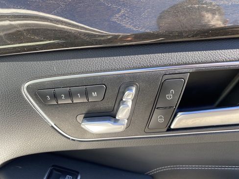 Used 2014 Mercedes-Benz E 250 BlueTEC Sedan image 14