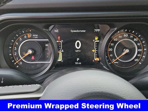 New 2025 Jeep Gladiator Sport image 22