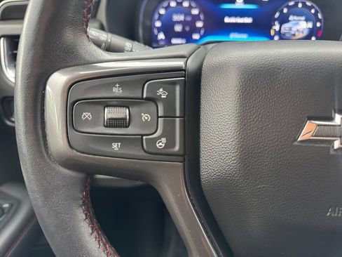 Used 2022 Chevrolet Suburban RST w/ Luxury Package AWD/4WD image 22