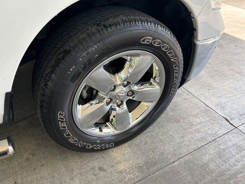 Used 2019 RAM 1500 Big Horn RWD image 22
