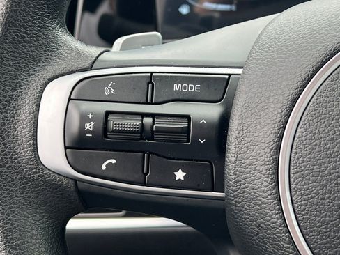 Certified 2025 Kia Sportage LX image 26