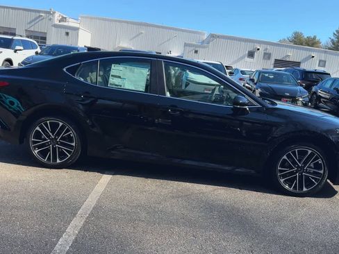 New 2026 Toyota Camry XLE image 9