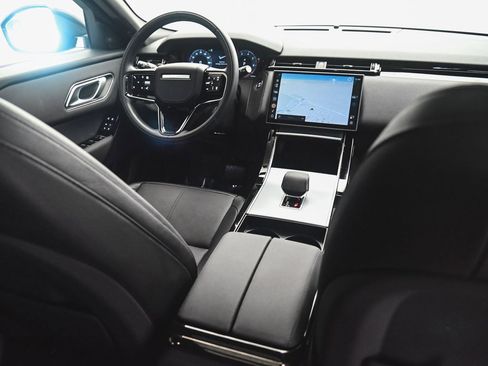Used 2025 Land Rover Range Rover Velar S image 33
