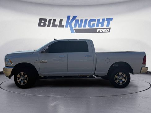 Used 2018 RAM 2500 SLT AWD/4WD image 2