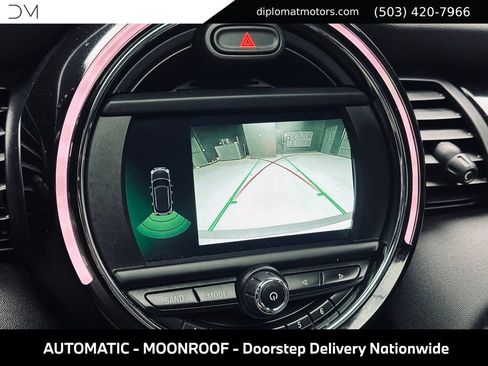 Used 2019 MINI Cooper 4-Door Hardtop w/ Signature Upholstery Package FWD image 37