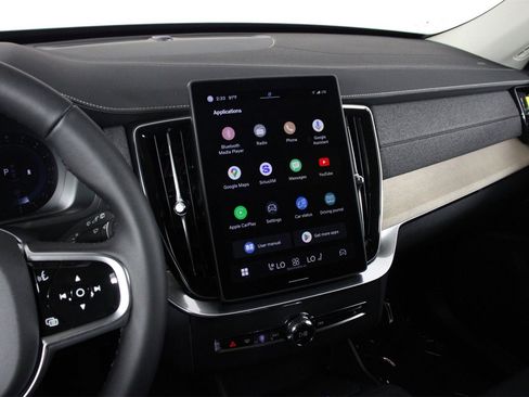 New 2025 Volvo XC90 B5 Core w/ Protection Package Premier image 6