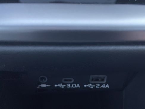 Certified 2025 Subaru Outback Premium image 29