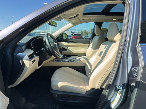 Certified 2022 INFINITI QX60 Sensory w/ Cargo Package image 12