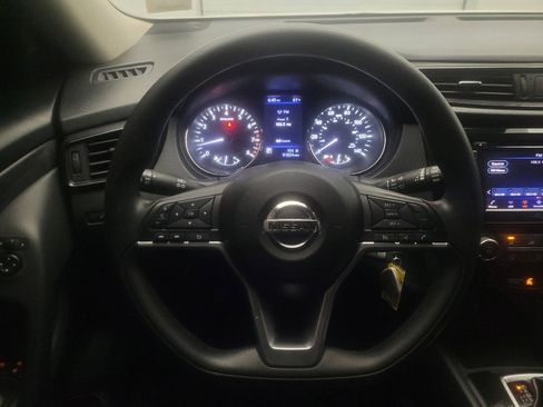 Used 2020 Nissan Rogue S AWD/4WD image 22