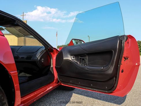 Used 1995 Chevrolet Corvette ZR1 RWD image 45