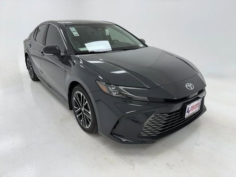 New 2026 Toyota Camry XLE FWD image 2