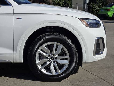 Certified 2023 Audi Q5 2.0T Premium w/ Convenience Package image 11