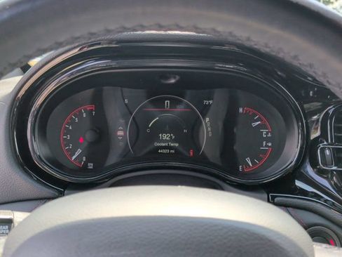 Used 2025 Dodge Durango GT AWD/4WD image 16
