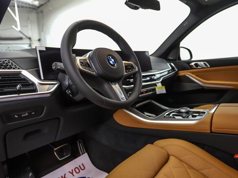 New 2026 BMW X5 xDrive40i w/ M Sport Package image 9