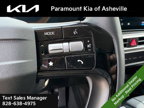 New 2026 Kia Sorento S AWD/4WD image 13