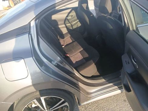 Used 2022 Nissan Sentra SR image 21