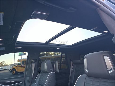 Used 2024 Cadillac Escalade V w/ LPO, ONYX Package image 13