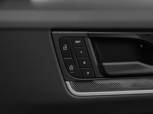 Certified 2026 Porsche Cayenne Coupe AWD/4WD image 22