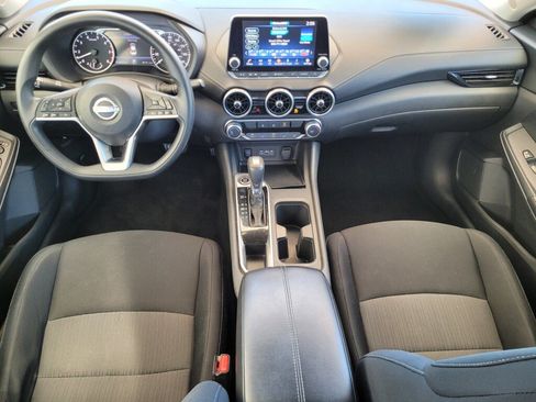 Used 2024 Nissan Sentra SV FWD image 16