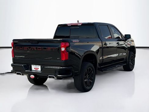 Used 2025 Chevrolet Silverado 1500 LT Trail Boss w/ Convenience Package II AWD/4WD image 5