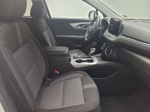 Used 2024 Chevrolet Blazer LT w/ Convenience Package FWD image 21