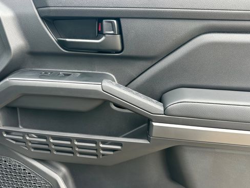 New 2025 Toyota Tacoma SR5 image 18