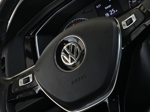 Used 2019 Volkswagen Jetta SE FWD image 25