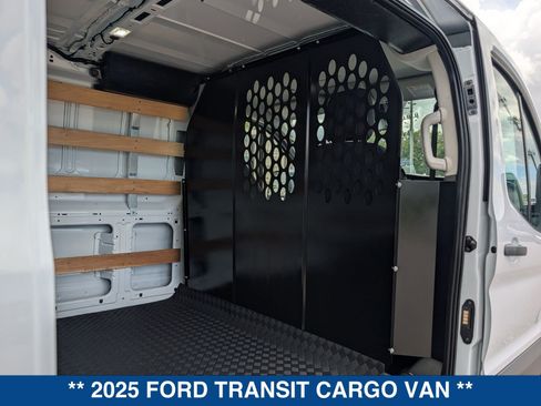 Used 2025 Ford Transit 250 Low Roof w/ Exterior Upgrade Package RWD image 18