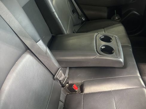 Used 2019 Subaru Outback 2.5i Limited w/ Popular Package #2 image 11