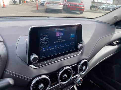 Used 2025 Nissan Sentra SV image 17