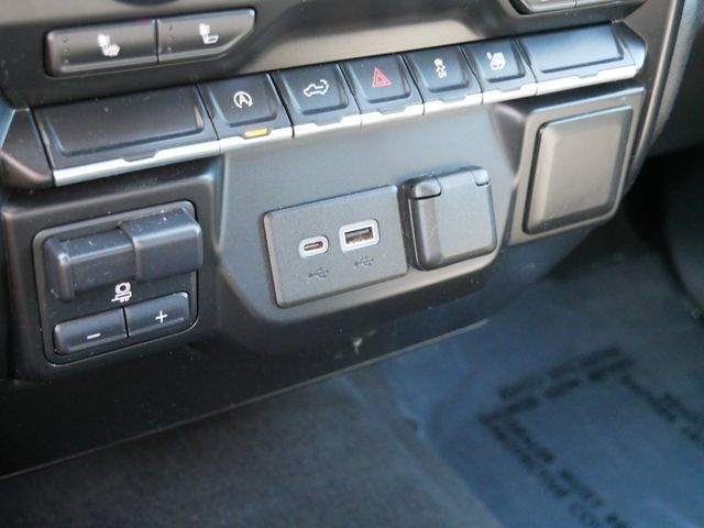 Used 2021 Chevrolet Silverado 1500 LT AWD/4WD image 22