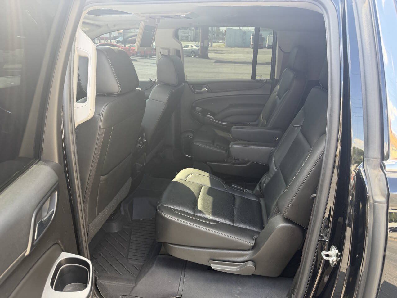 Used 2017 GMC Yukon XL SLT w/ Open Road Package RWD image 19