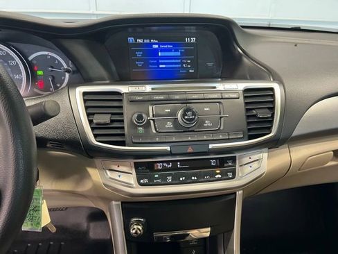 Used 2014 Honda Accord LX image 10