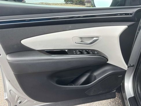 Used 2023 Hyundai Tucson Limited AWD/4WD image 19