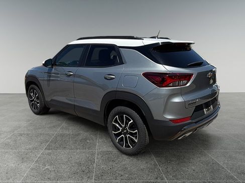 Certified 2023 Chevrolet TrailBlazer ACTIV FWD image 3