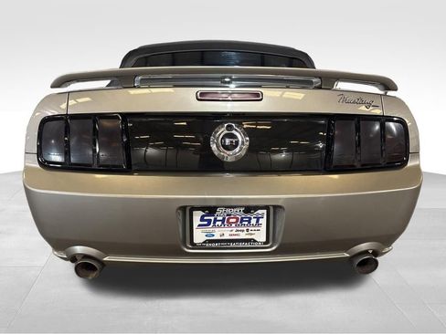 Used 2008 Ford Mustang GT Premium image 4