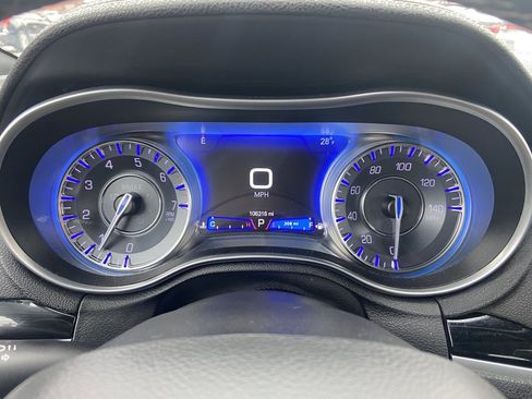 Used 2021 Chrysler 300 S image 16