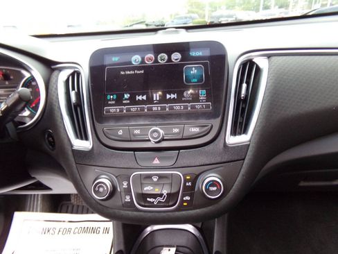 Used 2018 Chevrolet Malibu LT w/ Redline Edition FWD image 37