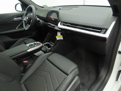New 2026 BMW X1 xDrive28i w/ Technology Package image 16