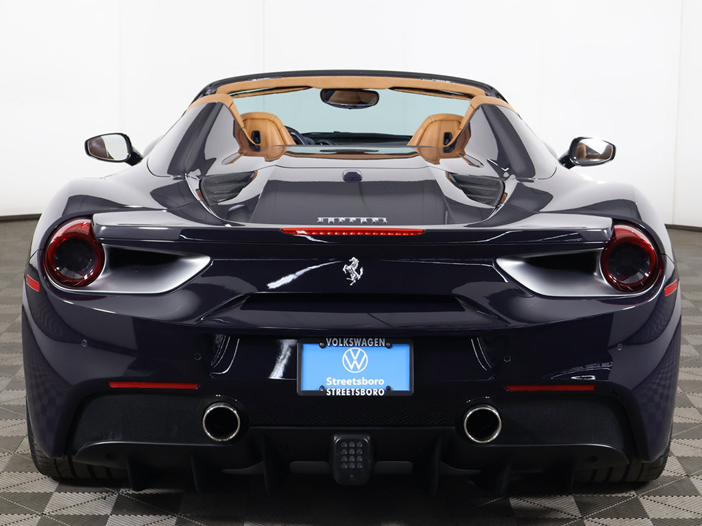 Used 2018 Ferrari 488 Spider RWD image 11
