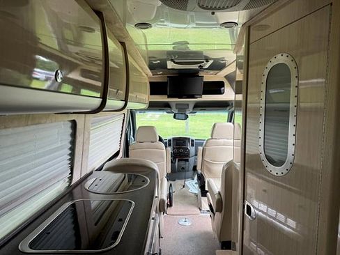 Used 2012 Mercedes-Benz Sprinter 3500 image 26