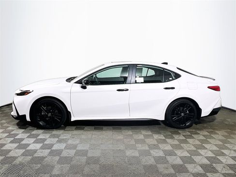 New 2026 Toyota Camry Hybrid image 5