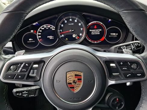 Certified 2023 Porsche Cayenne S Platinum AWD/4WD image 25