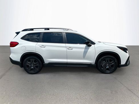 Used 2024 Subaru Ascent Onyx Edition w/ Popular Package Onyx AWD/4WD image 3